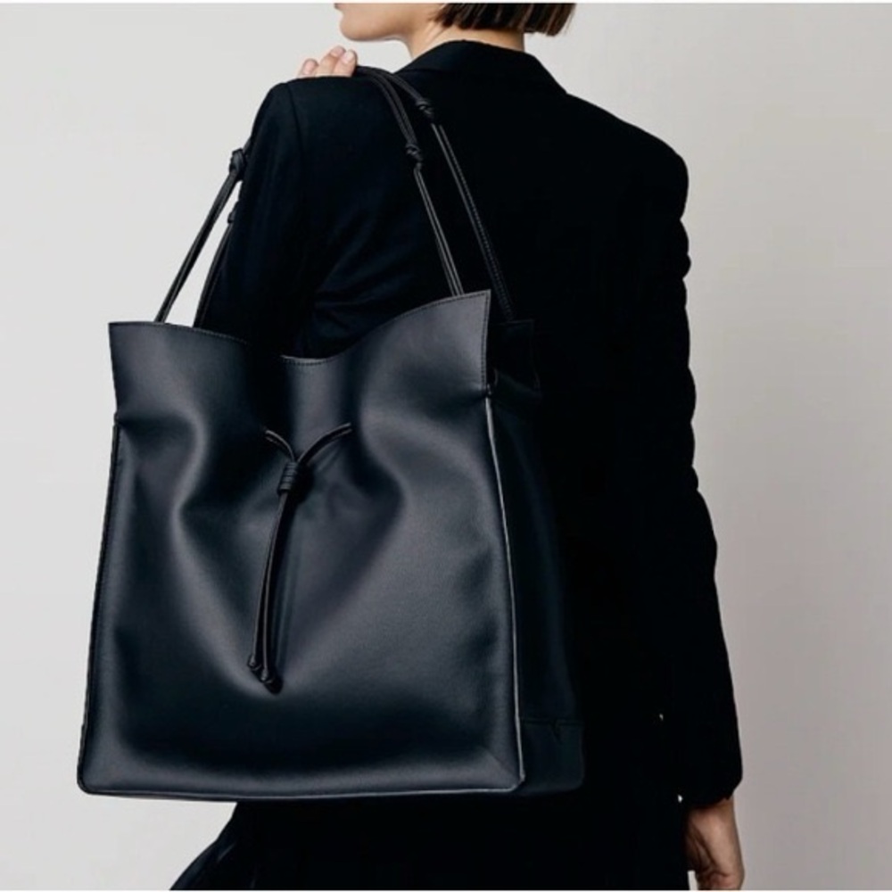 Von Holzhausen Large Shopper Vegan Leather Bag with Dust Bag